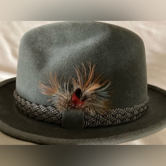 Gray velour vintage Stetson Sovereign Fedora Hat, like-new condition. - Picture 4 of 16